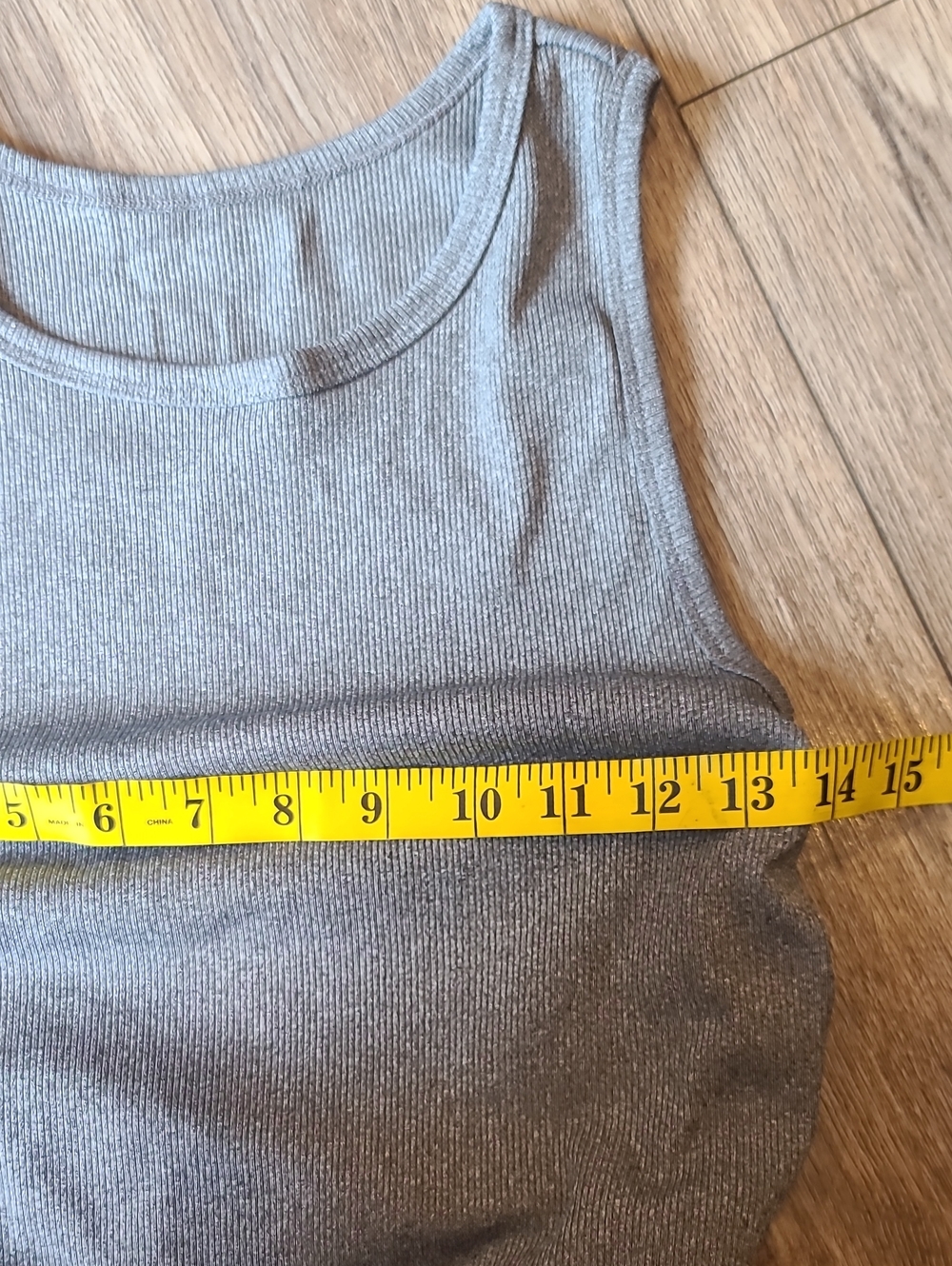Ruched Stretchy Tank Top, Grey Ribbed, Large - Picture 5 of 7